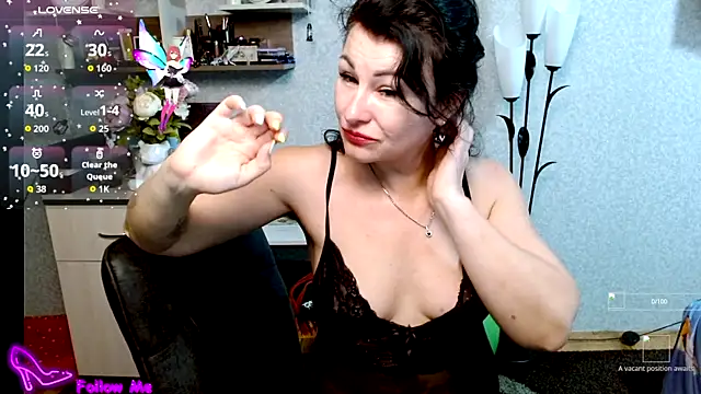 BeatriksS online show from November 18, 2:10 pm