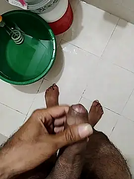 Snapshot of Instant_charger@xh chatting on January 7, 9:45 am Instant chargerxh online show from January 7, 9:45 am