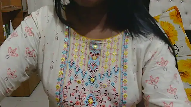 Snapshot of esita_1212 chatting on October 22, 3:23 pm esita 1212 online show from October 22, 3:23 pm