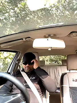 Dick 6inches online show from November 19, 4:45 am