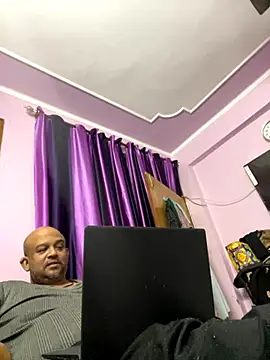 Dick 6inches online show from November 26, 1:56 pm