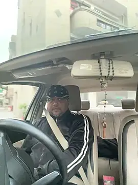 Dick 6inches online show from February 24, 12:47 pm