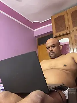 Dick 6inches online show from June 24, 1:32 pm