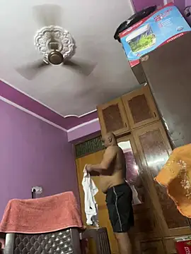 Dick 6inches online show from July 11, 5:04 pm