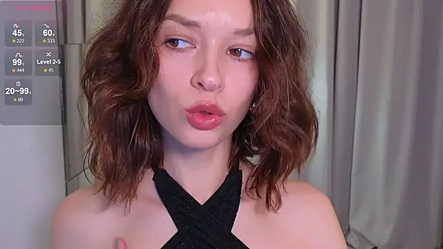 Snapshot of VivianLy_ chatting on January 23, 8:04 am VivianLy  online show from January 23, 8:04 am