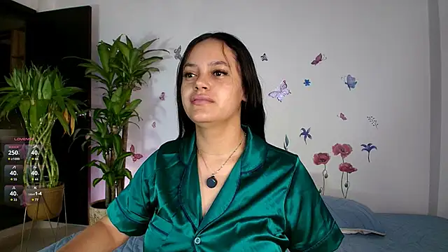 VICTORIABLACK xh online show from February 7, 9:35 am