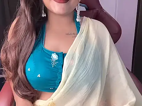 Snapshot of shanayaaa_1 chatting on June 28, 7:20 pm shanayaaa 1 online show from June 28, 7:20 pm