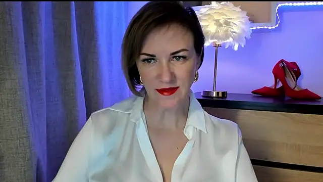 feliziaDesire online show from September 12, 5:51 am