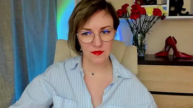feliziaDesire online show from April 5, 10:23 am