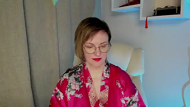 feliziaDesire online show from May 16, 6:54 am