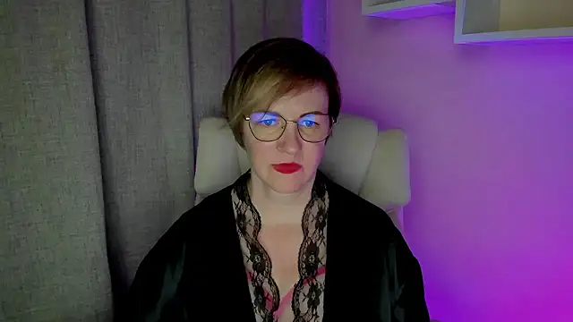 Snapshot of feliziaDesire chatting on July 23, 7:56 pm feliziaDesire online show from July 23, 7:56 pm