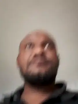 Snapshot of TheTwist chatting on February 18, 8:16 am TheTwist online show from February 18, 8:16 am