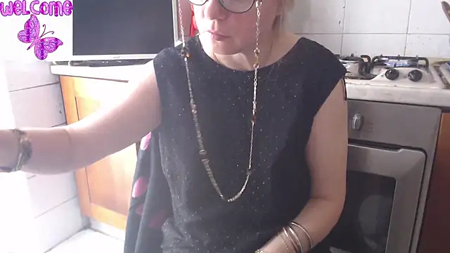 martachatte online show from March 13, 8:59 am