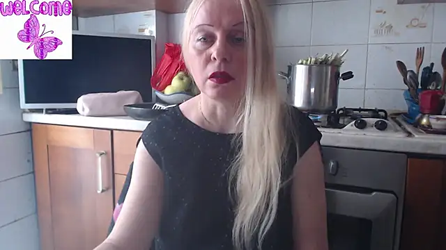 martachatte online show from March 13, 3:50 pm