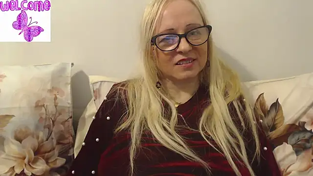 martachatte online show from March 20, 7:04 pm