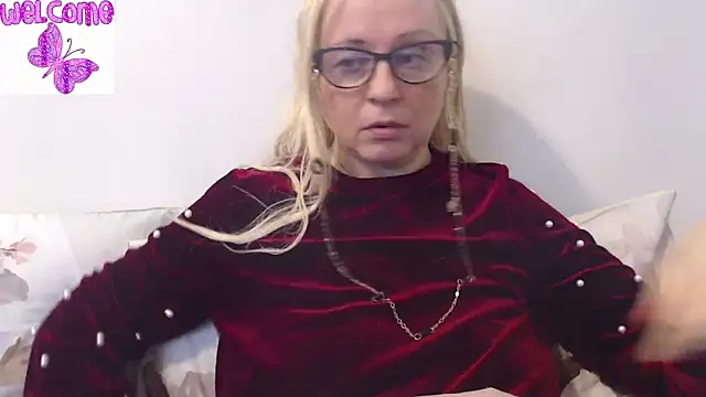 martachatte online show from March 21, 8:28 am