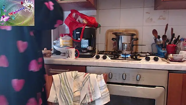 martachatte online show from October 21, 7:53 am