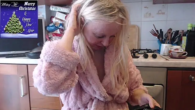 martachatte online show from December 22, 8:33 am