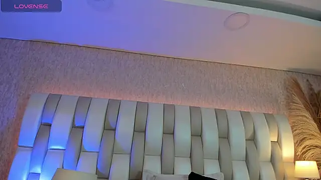 Rebeca jones online show from March 14, 12:21 pm