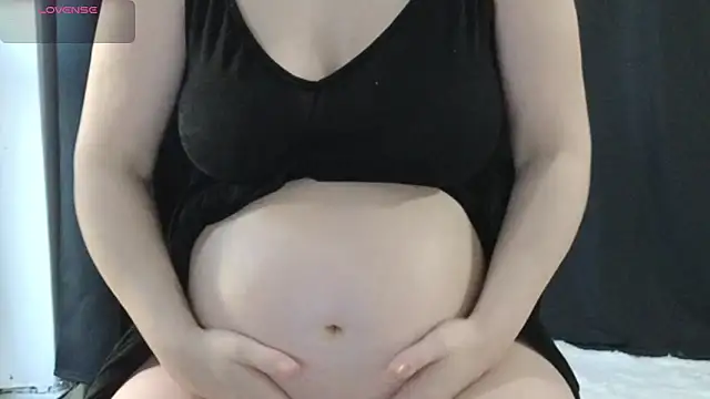 Mia G0ld online show from April 28, 6:46 pm
