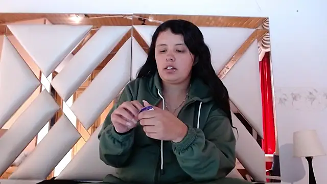 nathaly low1 online show from February 24, 12:47 pm