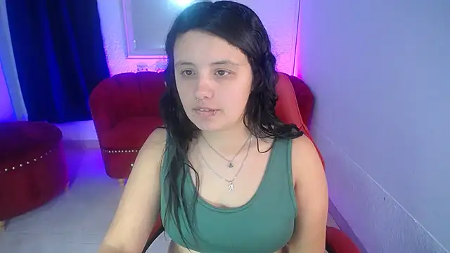 Snapshot of nathaly_low1 chatting on June 26, 12:20 pm nathaly low1 online show from June 26, 12:20 pm