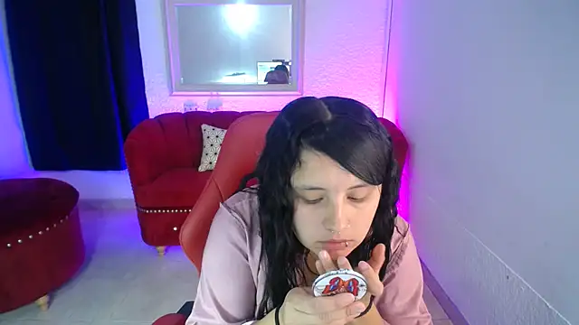 Snapshot of nathaly_low1 chatting on July 28, 12:48 pm nathaly low1 online show from July 28, 12:48 pm