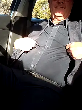 stiffandlubedxh online show from November 12, 9:03 pm