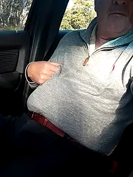 stiffandlubedxh online show from November 27, 9:06 pm