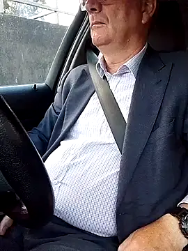 stiffandlubedxh online show from February 4, 8:25 pm