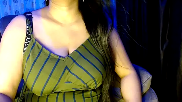 Snapshot of janifer001 chatting on October 16, 4:52 pm janifer001 online show from October 16, 4:52 pm