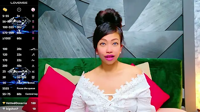 ElyaQuinn online show from March 8, 12:41 pm