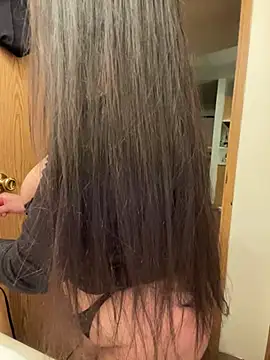 Snapshot of BustiBunny69 chatting on February 6, 2:55 am BustiBunny69 online show from February 6, 2:55 am