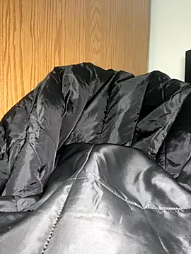 Snapshot of BustiBunny69 chatting on October 20, 2:45 am BustiBunny69 online show from October 20, 2:45 am