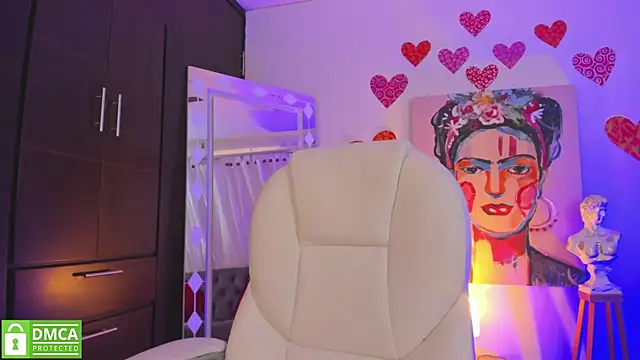 Snapshot of ELA_PS chatting on February 19, 3:05 pm ELA PS online show from February 19, 3:05 pm