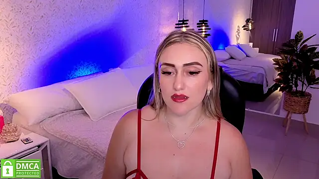 Snapshot of ELA_PS chatting on October 3, 12:13 pm ELA PS online show from October 3, 12:13 pm