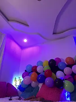 lonely shewolf online show from March 14, 7:12 pm