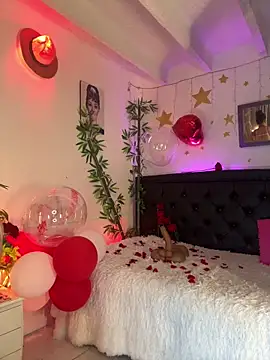 lonely shewolf online show from February 13, 5:20 pm