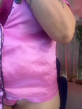 lonely shewolf online show from June 5, 5:29 pm