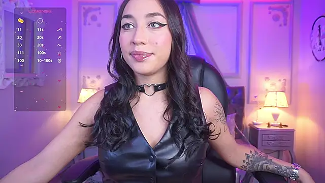 maggietime online show from December 8, 8:36 pm