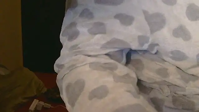 AddictiveAssCurves online show from June 8, 11:32 am