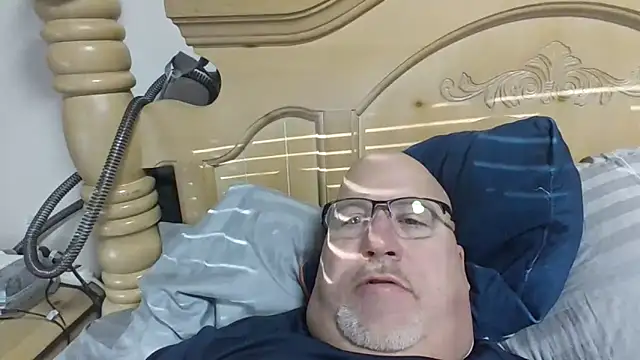 Bigbear0563 online show from February 22, 4:16 pm