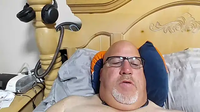 Bigbear0563 online show from July 8, 4:11 pm