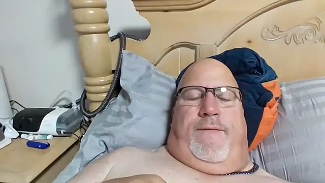 Bigbear0563 online show from July 28, 2:57 pm