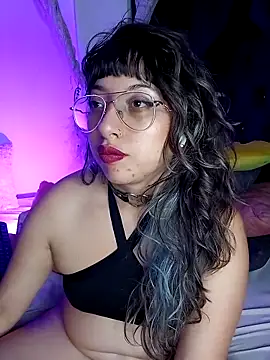 Snapshot of Piafisher1 chatting on March 23, 4:16 am Piafisher1 online show from March 23, 4:16 am