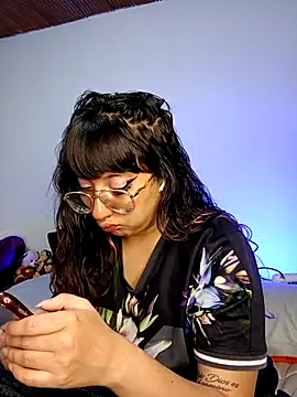 Snapshot of Piafisher1 chatting on November 13, 1:15 am Piafisher1 online show from November 13, 1:15 am