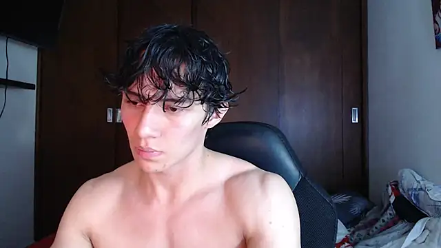 Snapshot of aresholland chatting on January 26, 4:41 am aresholland online show from January 26, 4:41 am