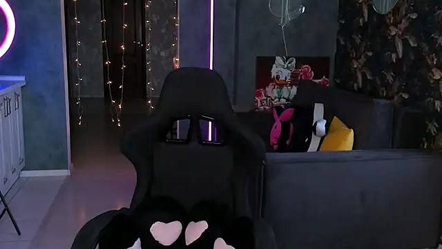 Blckmirrorr online show from September 10, 10:04 am