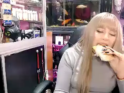 TamySweetness online show from February 21, 3:10 pm