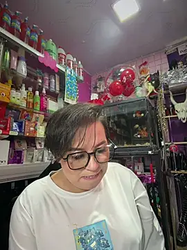 TamySweetness online show from May 13, 5:10 pm